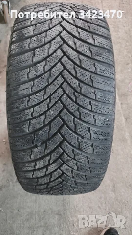 Зимни гуми Firestone 245/45/18, снимка 6 - Гуми и джанти - 56741306