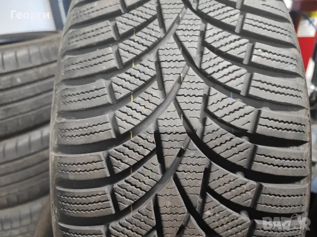 2бр. зимни гуми 215/55/18 Toyotires