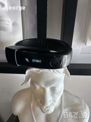 Фитнес гривна LG FB84 Lifeband Touch фитнес трекер