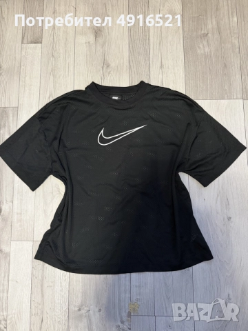 Дамска тениска Nike