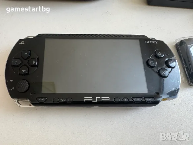 PSP 1003 - хакнато с 32GB карта, снимка 3 - PlayStation конзоли - 53788050