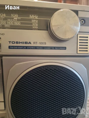 Японски Стерео касетофон TOSHIBA RT-100S, снимка 4 - Радиокасетофони, транзистори - 56662786