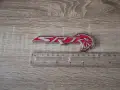 SRT Hellcat сребристо с червено емблема дясна, снимка 5