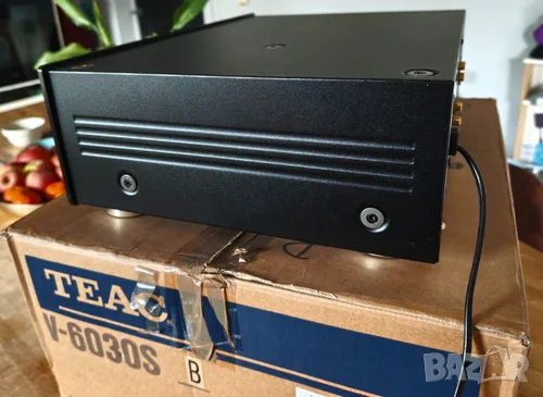 Teac V6030S   3 head High End Tape Deck, снимка 6 - Декове - 56555831