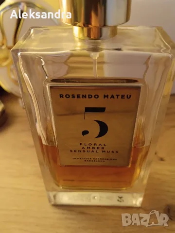 Парфюм Rosendo Mateu 5 Floral Amber Sensual Musk Eau de Parfum 