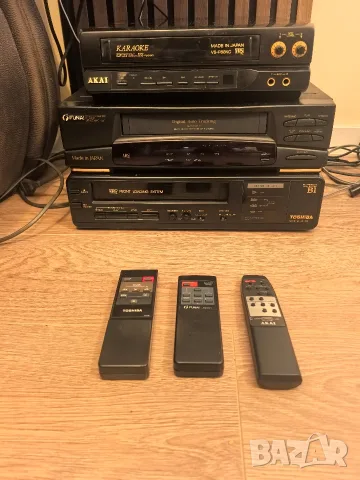 Видео VHS плейър Toshiba / Funai / Akai