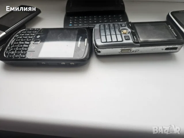 Лот стари телефони, снимка 3 - Стационарни телефони и факсове - 56657565