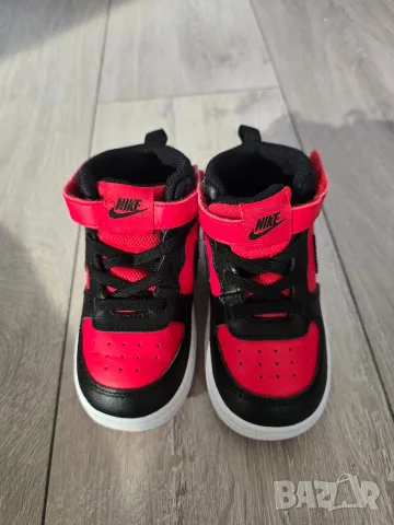 Nike Court Borough Mid 2