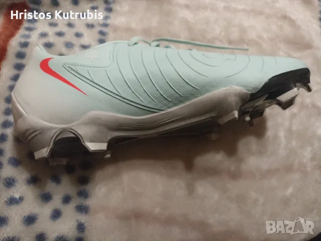 Nike Phantom GX 2 Academy FG/MG 42, снимка 5 - Футбол - 56630040