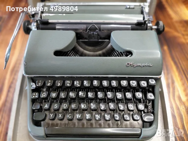 Olympia deluxe пишеща машина 1954та, снимка 2 - Антикварни и старинни предмети - 56647530