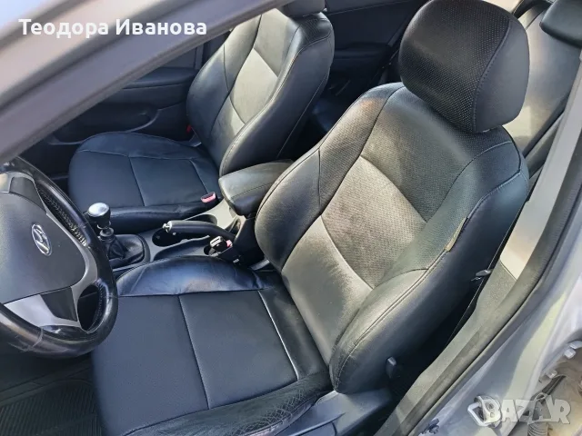 Hyundai i 30 1.6 CRDI, снимка 9 - Автомобили и джипове - 56592728