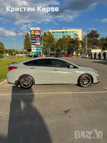 Hyundai i40 Фул Екстри, снимка 3 - Автомобили и джипове - 56552081