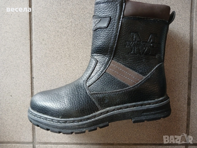 черни ботушки за момчета 33,35,34