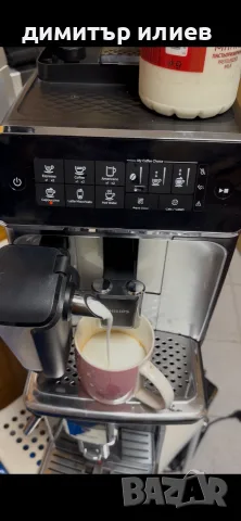 Кафемашина Philips latte ep3246, снимка 2 - Кафемашини - 56682572
