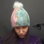 Ръчно плетени шапки , снимка 3