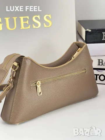 Guess ✨Дамски Чанти , снимка 14 - Чанти - 56554358