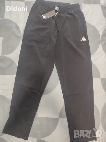 Мъжки спортен панталон Adidas .