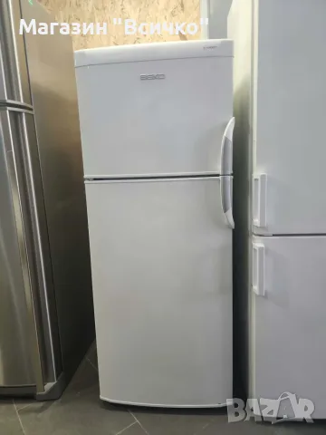 Продавам хладилник с фризер BEKO DSA 27020