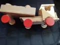 дървено камионче с  8 буренца, снимка 4