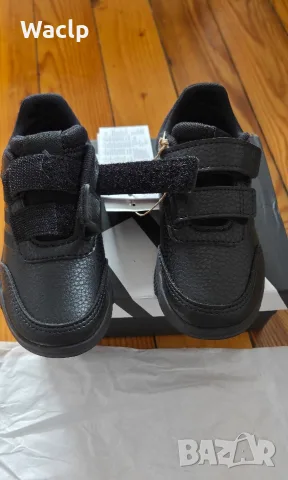 Детски обувки Adidas, снимка 4 - Детски маратонки - 56745428