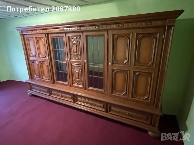 Масивен шкаф дърворезба, снимка 3 - Шкафове - 56574551