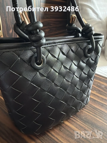 bottega veneta mini, снимка 2 - Чанти - 56712756
