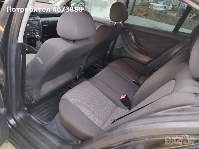 seat Leon 1.6 бензин, снимка 12 - Автомобили и джипове - 56612359