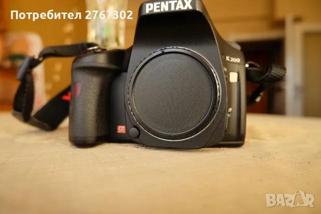 Pentax K 200D  10.2-megapixel digital single-lens reflex camera