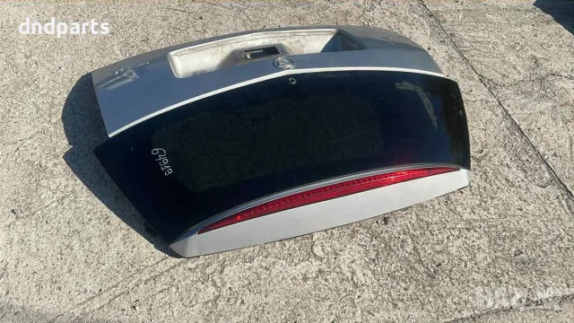 Заден капак Cadillac SRX 2005 SRX (2004-2009), снимка 2 - Части - 56716194