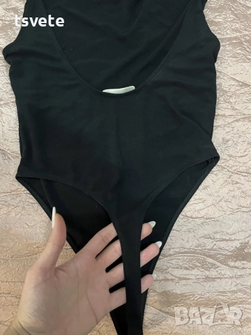 Комплект боди Pull and Bear и жилетка , снимка 8 - Корсети, бюстиета, топове - 56740185