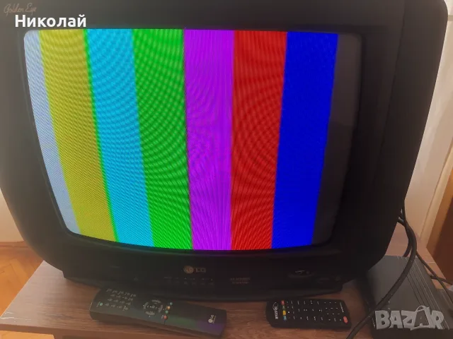 Ретро телевизор LG CF-20D30X Golden Eye, 20", Made in Korea + подарък декодер TV Star и SCART кабел