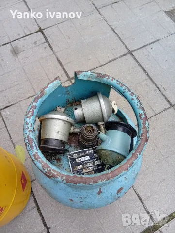 Газови бутилки с винтил, снимка 2 - Котлони - 56725006