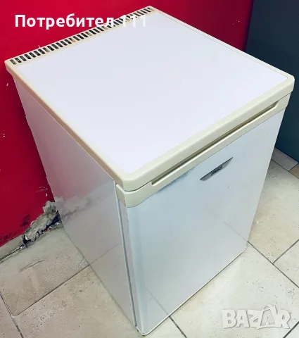 Малък Хладилник с Камера Zanussi, снимка 5 - Хладилници - 56583660