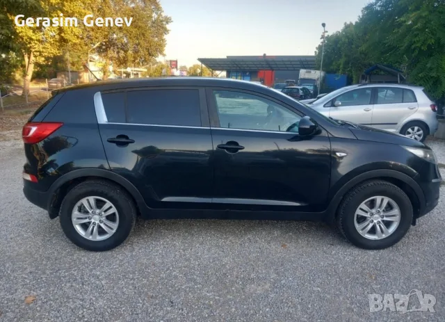 Kia Sportage 1.7 CRDI, снимка 8 - Автомобили и джипове - 56633578