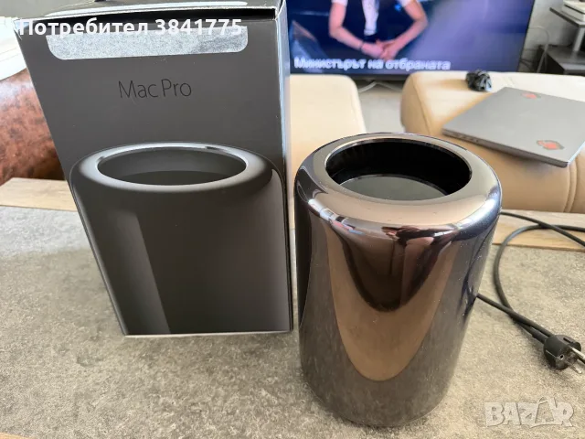 Apple Mac Pro (Late 2013) настолен компютър, като нов