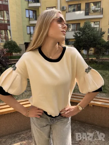Ефектни блузки в три цвята