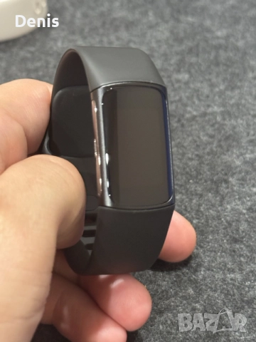 Fitbit Charge 6 - 1 Черен и 1 Сив, снимка 2 - Смарт гривни - 56606540