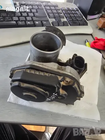 Дроселова клапа VW 030133064F