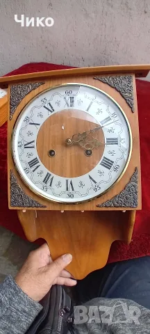 Стар немски стенен часовник със липси
