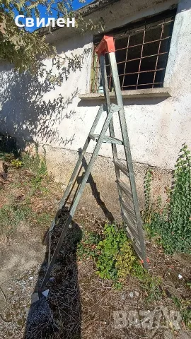 Стълба градинска метална