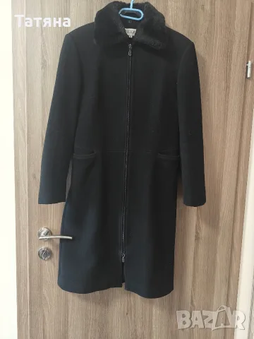 Палто DIKA
Цена 35 €
