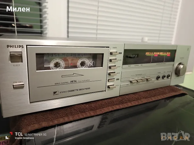 Дек Philips F 6220