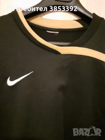 спортна блуза Nike-оригинал, снимка 2 - Блузи - 56685022
