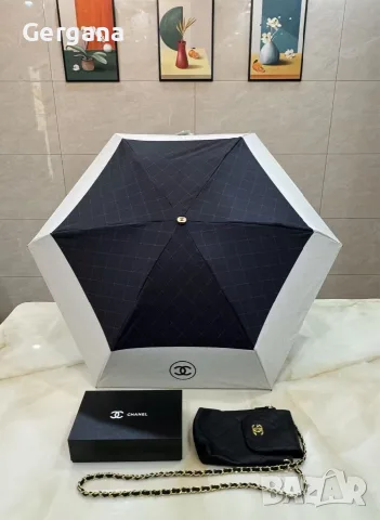 луксозен чадър Chanel