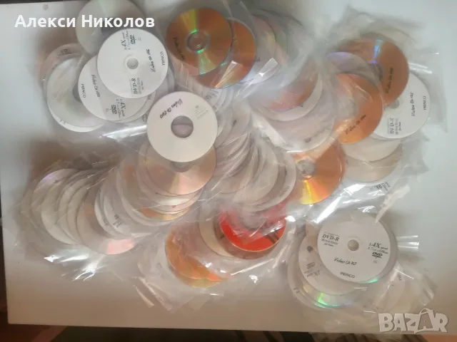 Голям лот DVD дискове с филми (2000–2010 г.) – ~230 бр. / над 900 заглавия