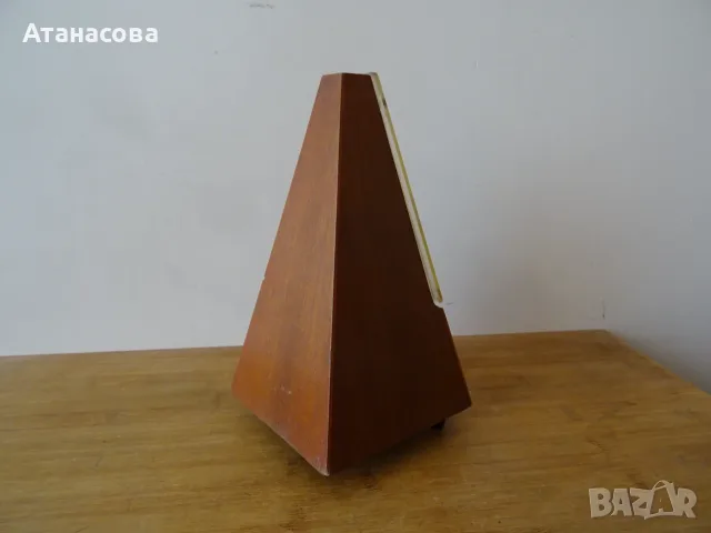 Немски метроном 1979 г, снимка 5 - Антикварни и старинни предмети - 56602576