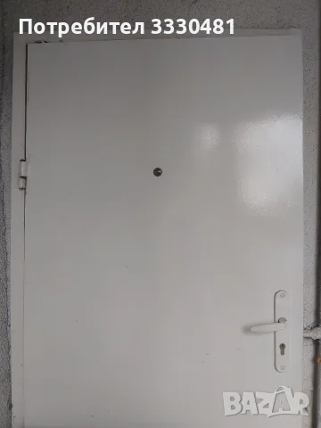 Метална входна врата