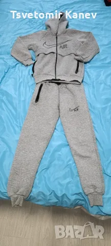 Детски зимен анцунг Nike 8/9г.