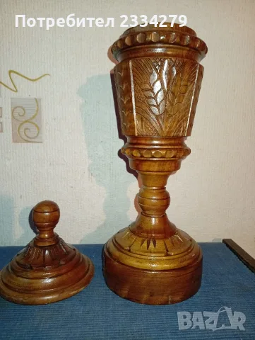 Стара дървена купа и метален бъкел, снимка 2 - Антикварни и старинни предмети - 56728689