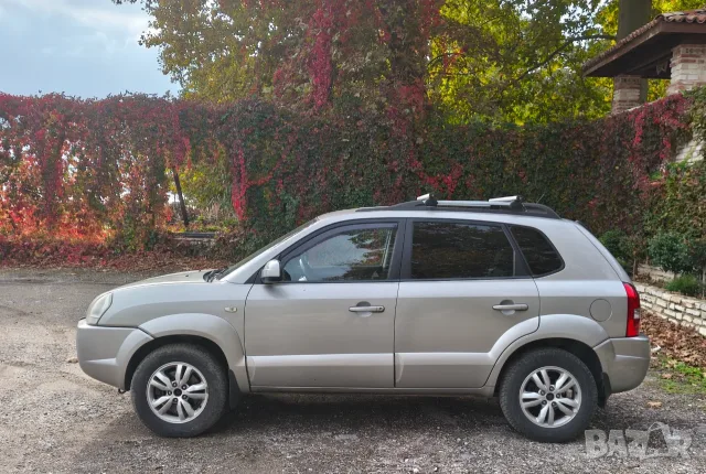 Hyundai Tucson benzin(LPG)- made in Germany!, снимка 3 - Автомобили и джипове - 56744919